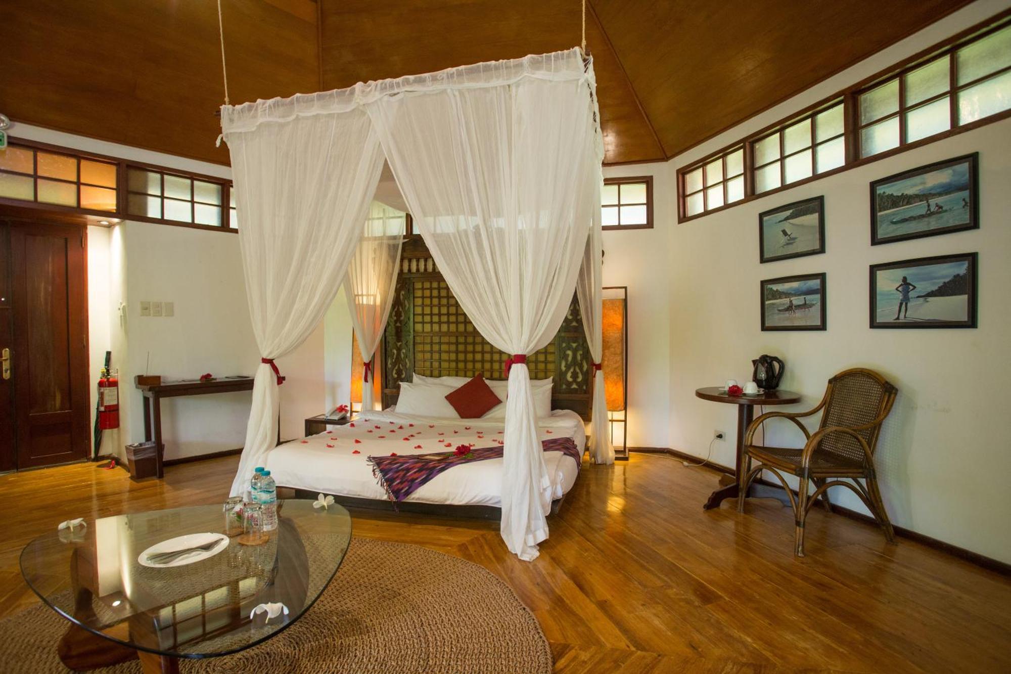 Mandala Spa & Resort Villas Manoc-Manoc Buitenkant foto