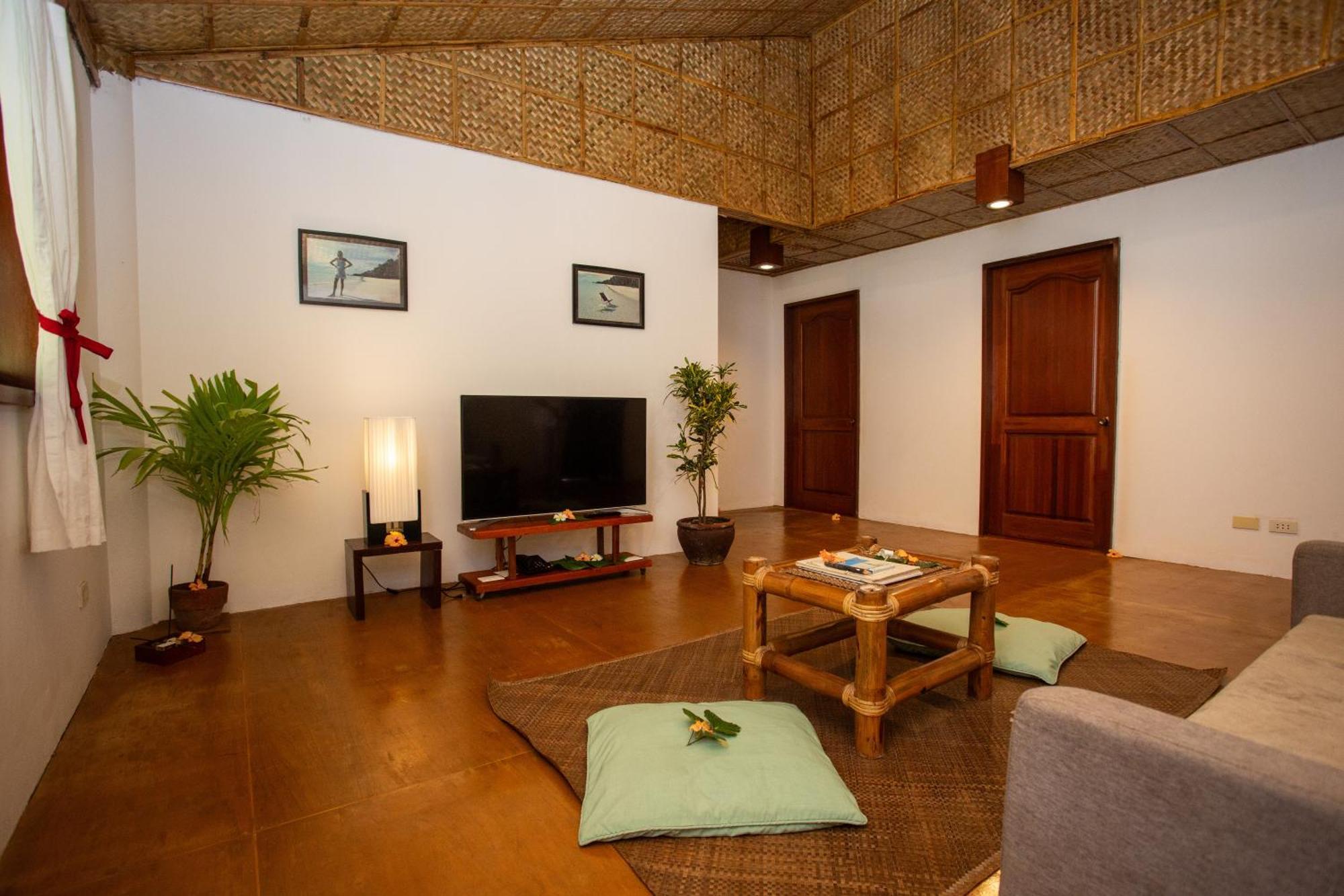 Mandala Spa & Resort Villas Manoc-Manoc Buitenkant foto